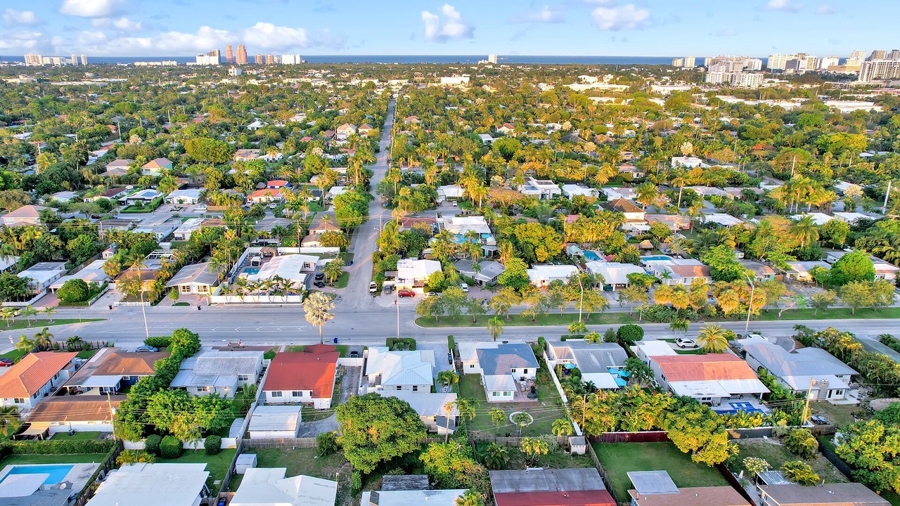 Photo of Outdoor in Poinsettia Heights