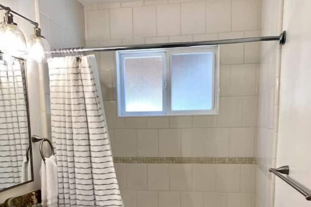 Photo of Bathroom in South Laguna