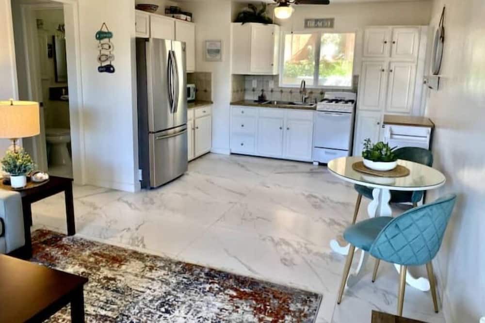 Photo of Kitchen in South Laguna