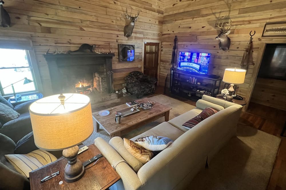 Photo of Livingroom in Knoxville