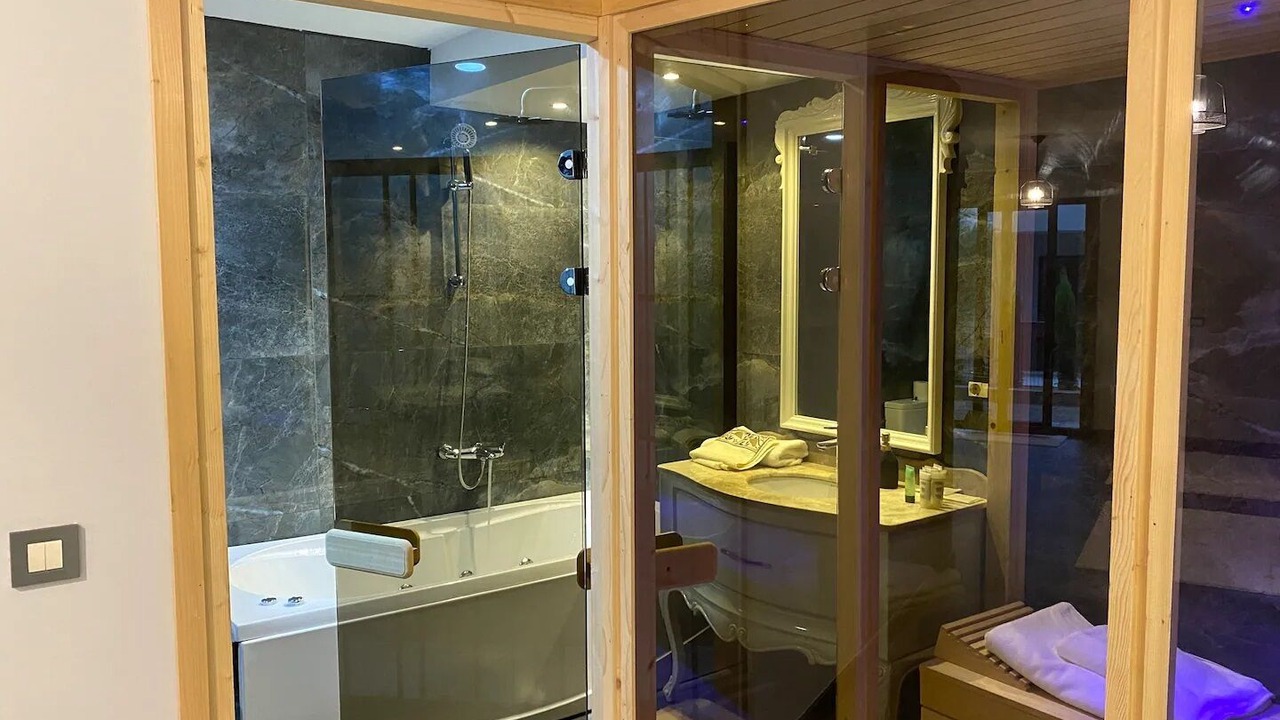 Photo of Bathroom in Balcova