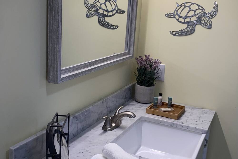 Photo of Bathroom in Brigus