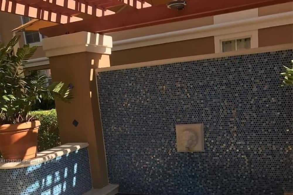 Photo of Others in Aventura