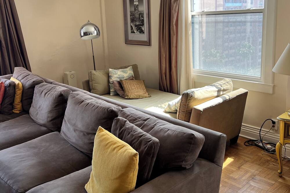 Photo of Livingroom in East Village