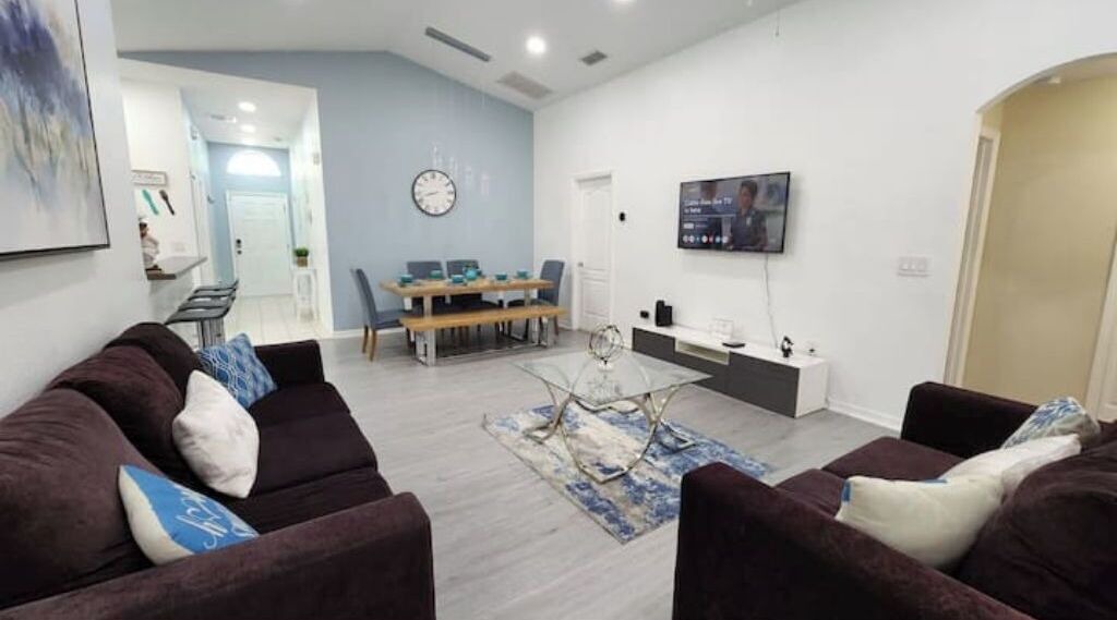 Photo of Livingroom in Silver Creek
