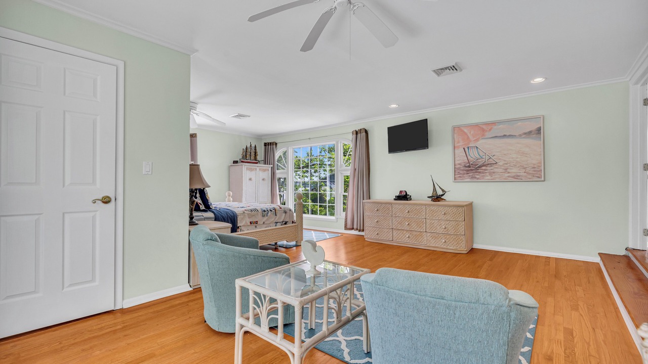 Photo of Livingroom in Spring Lake