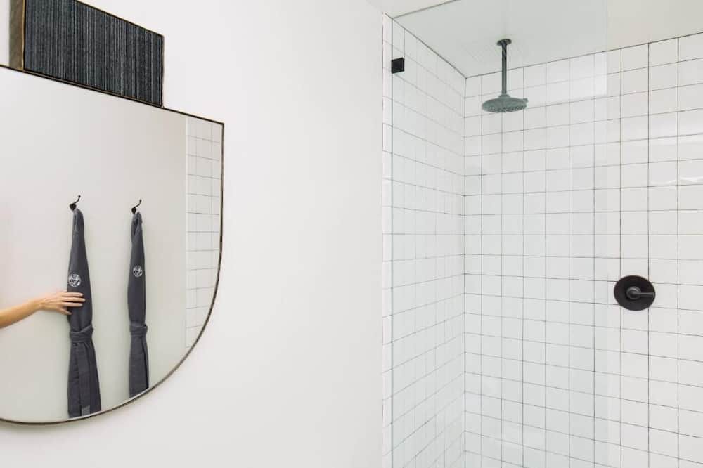 Photo of Bathroom in Sunset Junction