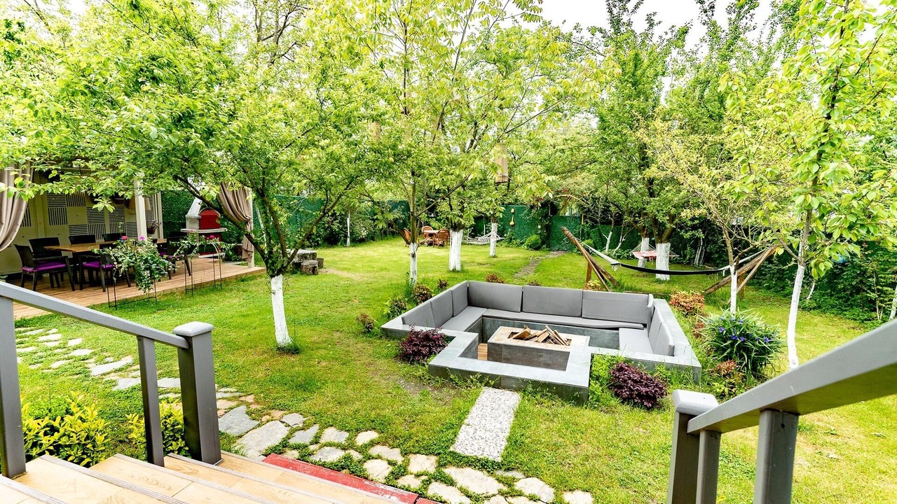 Photo of Outdoor in Yanik