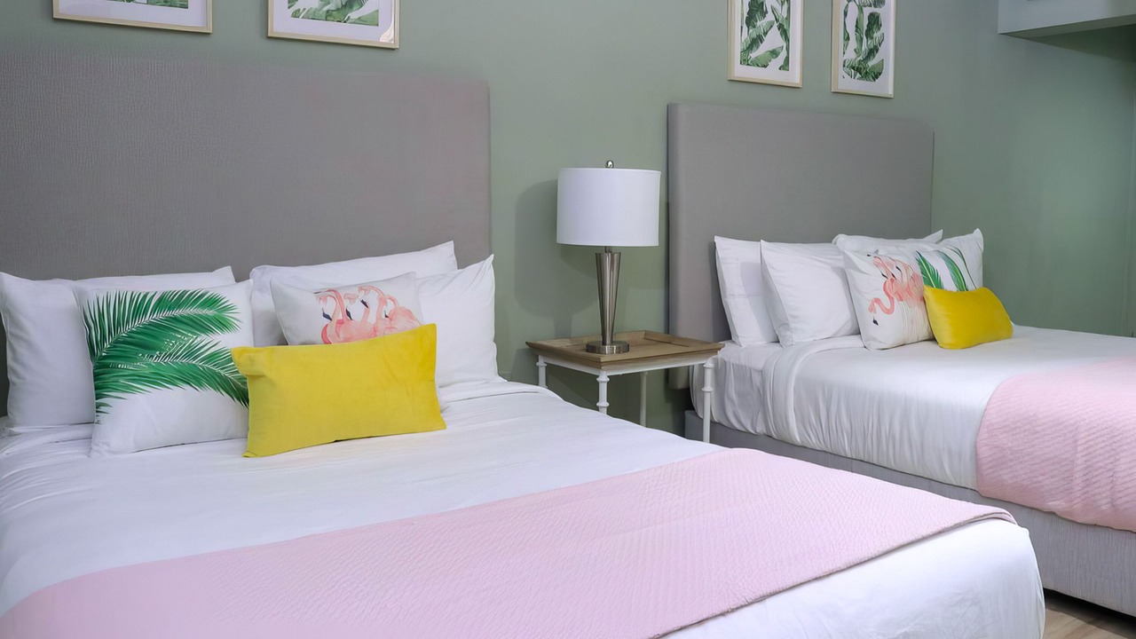 Photo of Bedroom in South Pointe