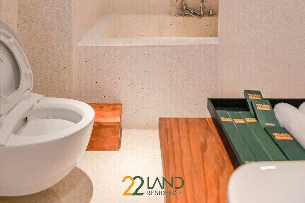Photo of Bathroom in Dich Vong