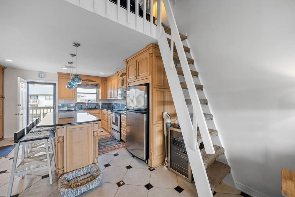 Photo of Kitchen in Orange Beach East