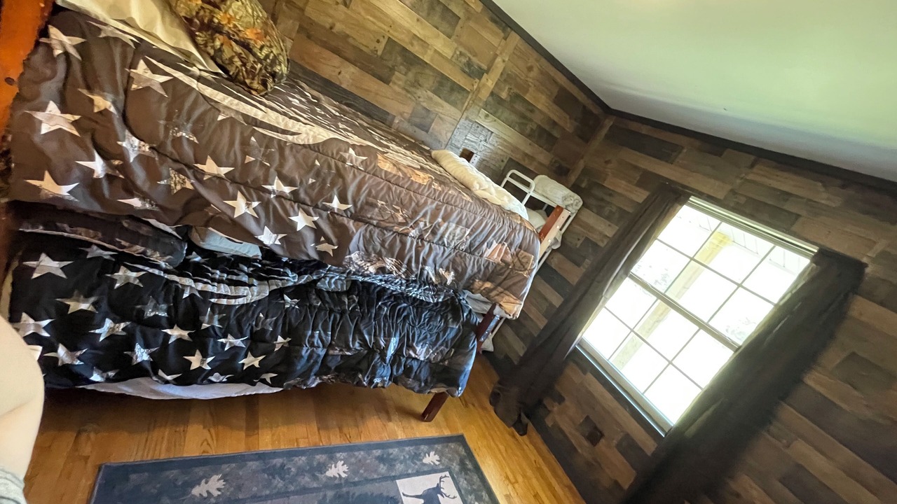 Photo of Bedroom in Moundville