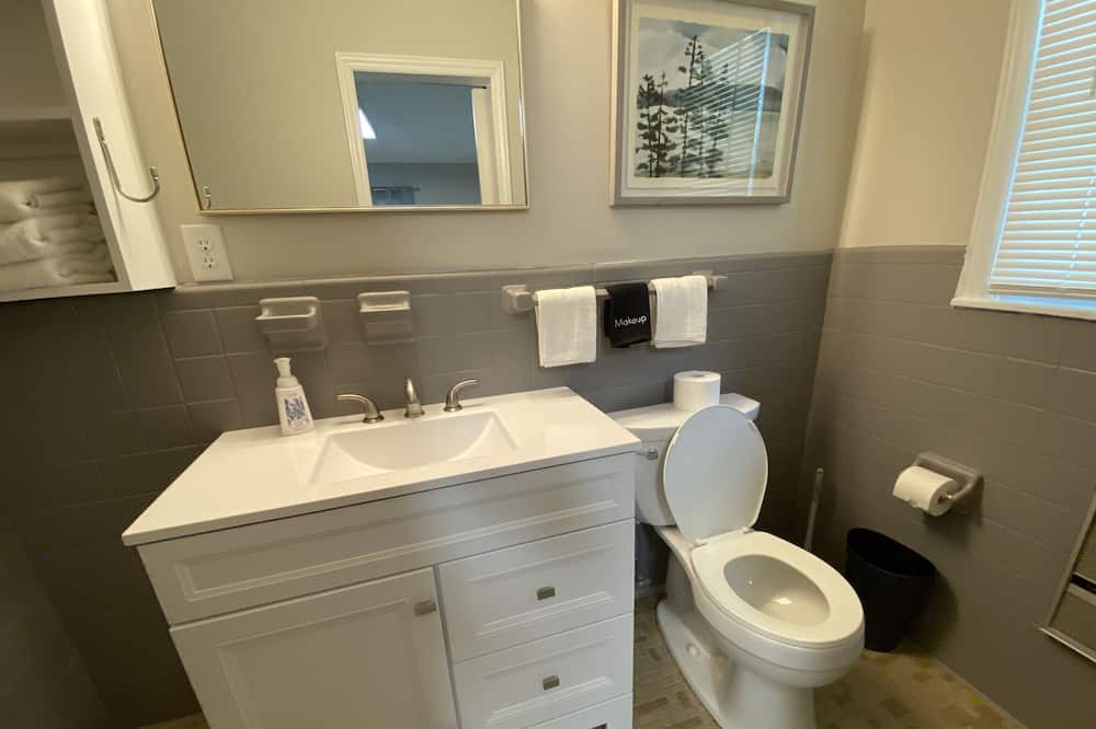 Photo of Bathroom in Cary