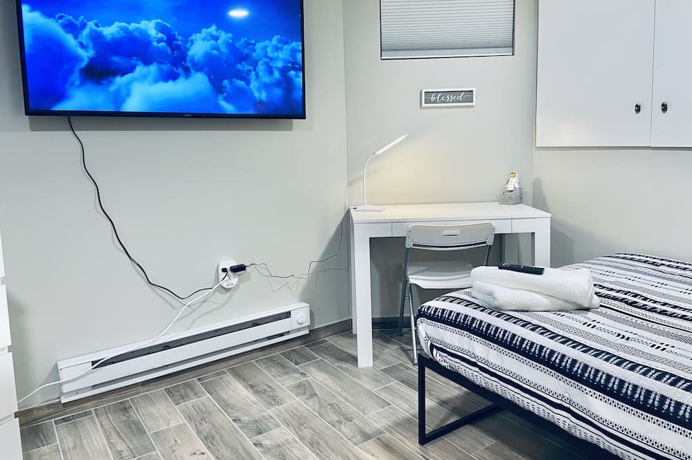 Photo of Bedroom in Haledon