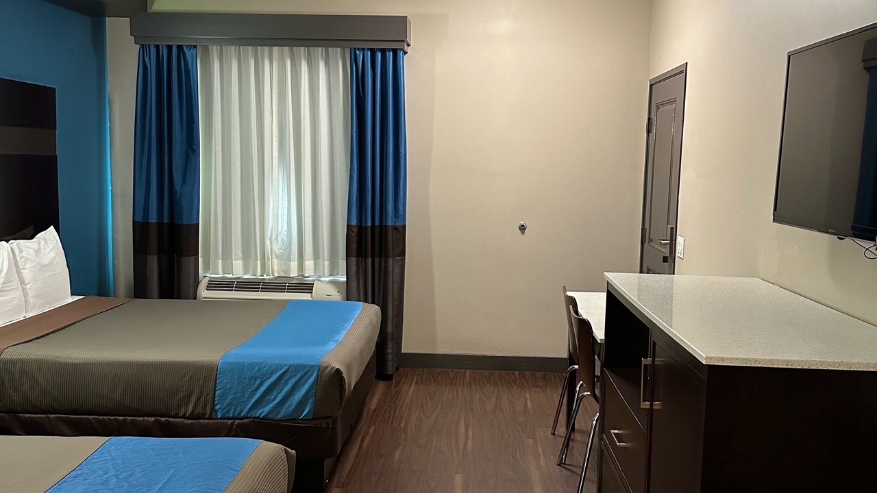 Photo of Bedroom in Maywood