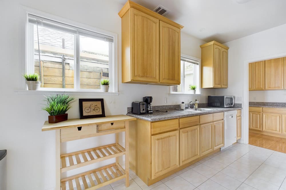 Photo of Kitchen in Sunnyside