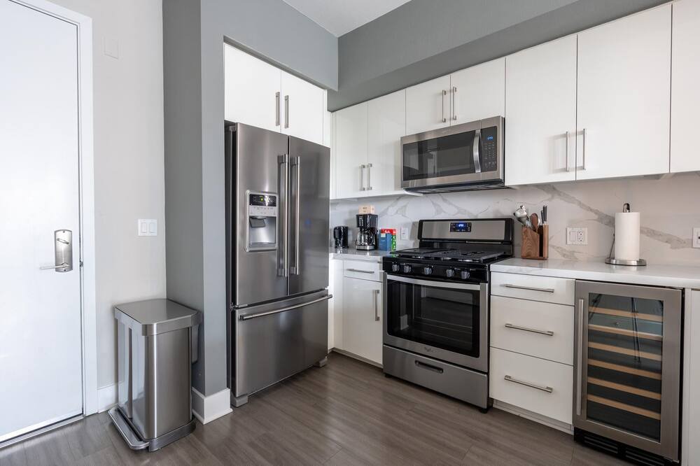 Photo of Kitchen in Airport Area