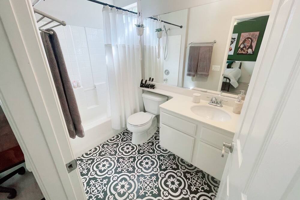 Photo of Bathroom in Rancho Santa Margarita