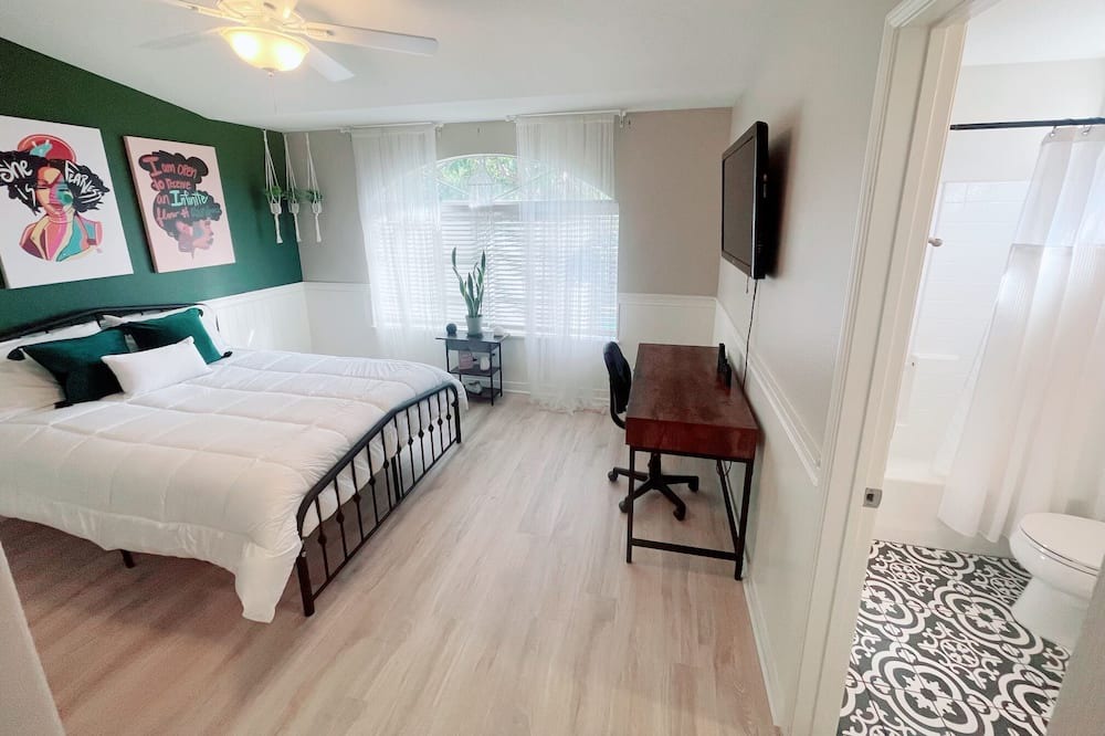 Photo of Bedroom in Rancho Santa Margarita