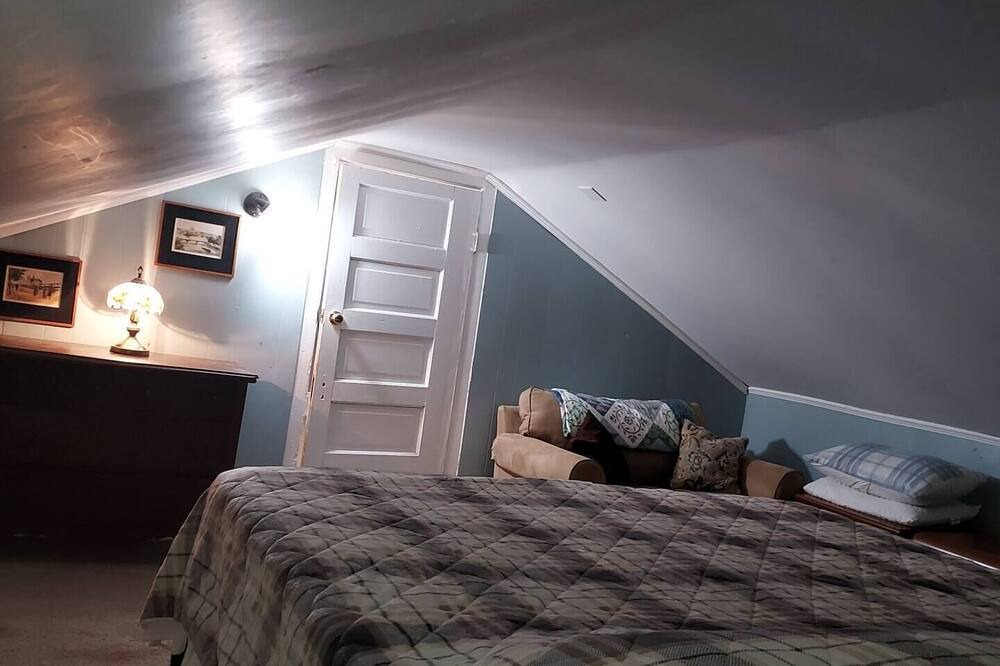 Photo of Bedroom in Silver Creek