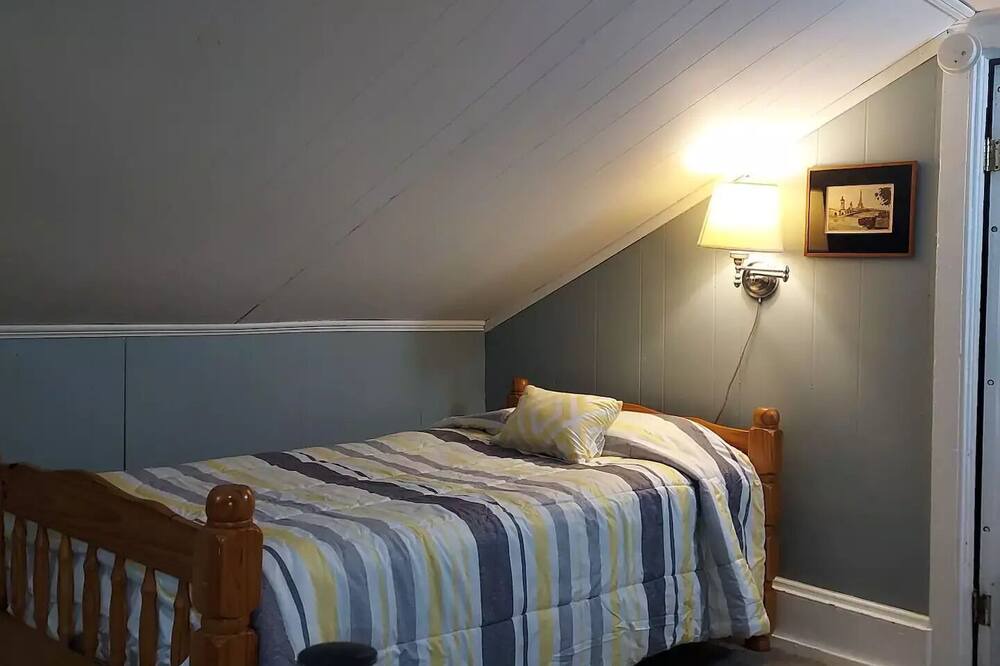 Photo of Bedroom in Silver Creek