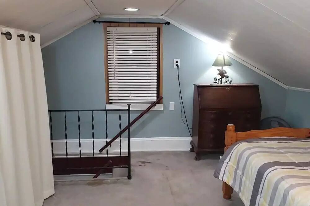 Photo of Bedroom in Silver Creek