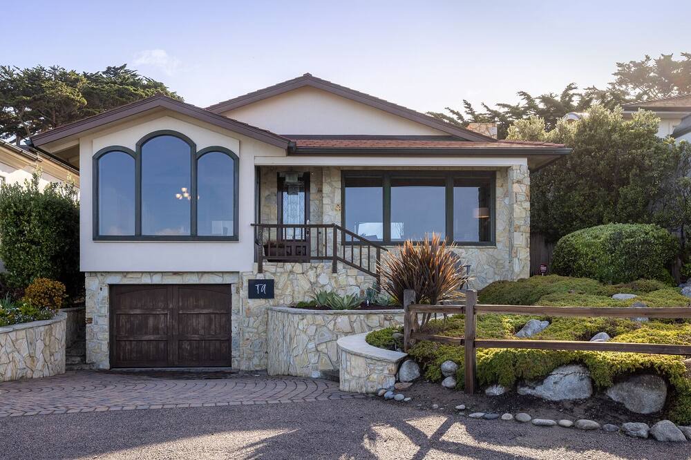 Photo of Outdoor in Carmel Point