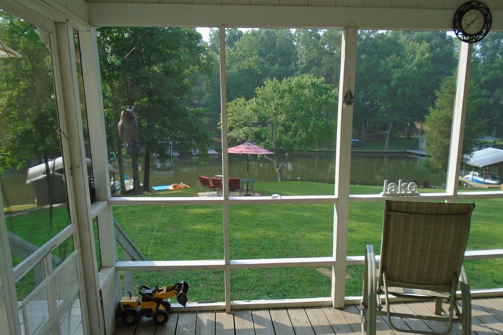 Photo of Outdoor in Wise