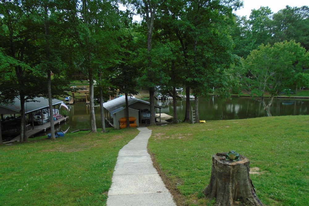Photo of Outdoor in Wise