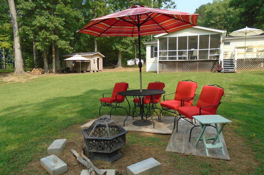 Photo of Outdoor in Wise