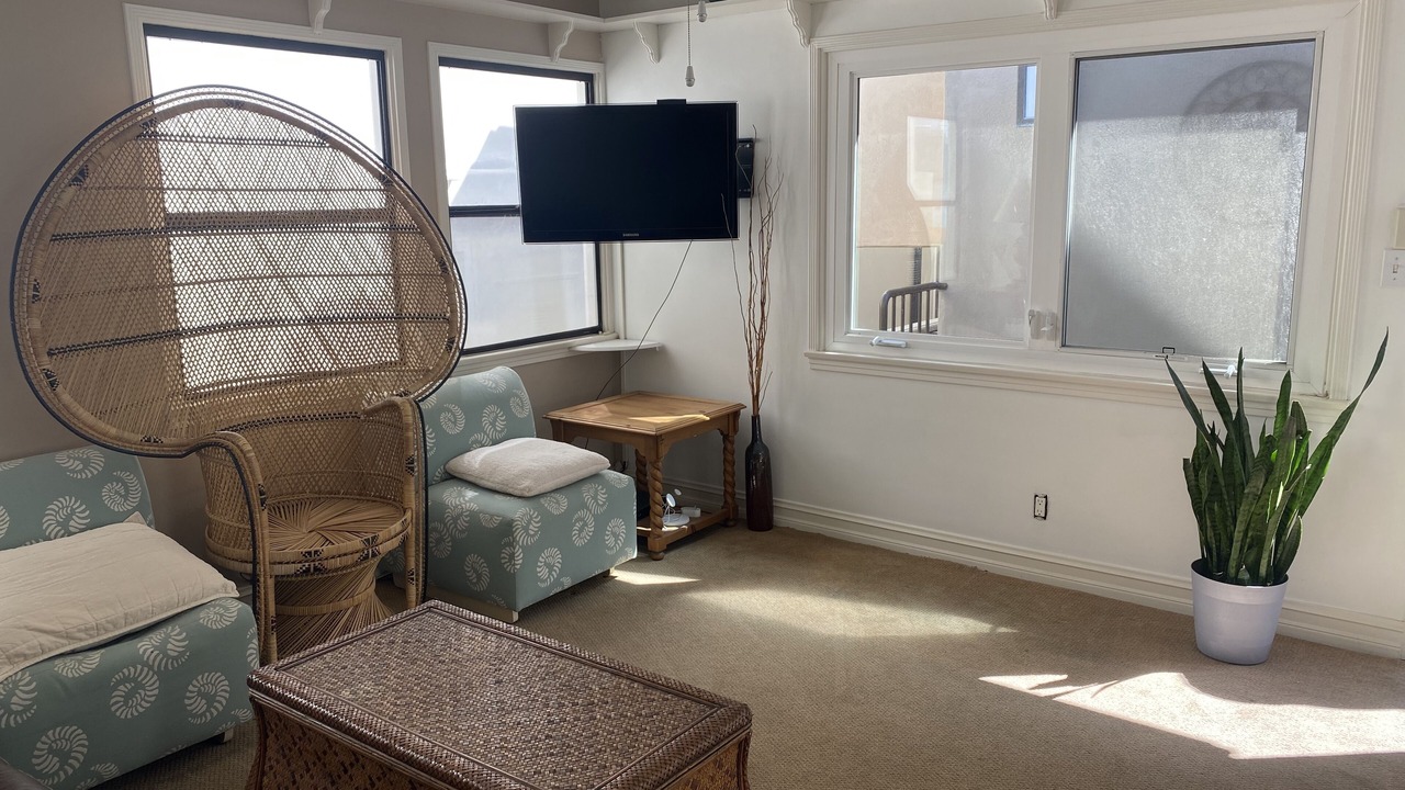 Photo of Livingroom in Balboa Island