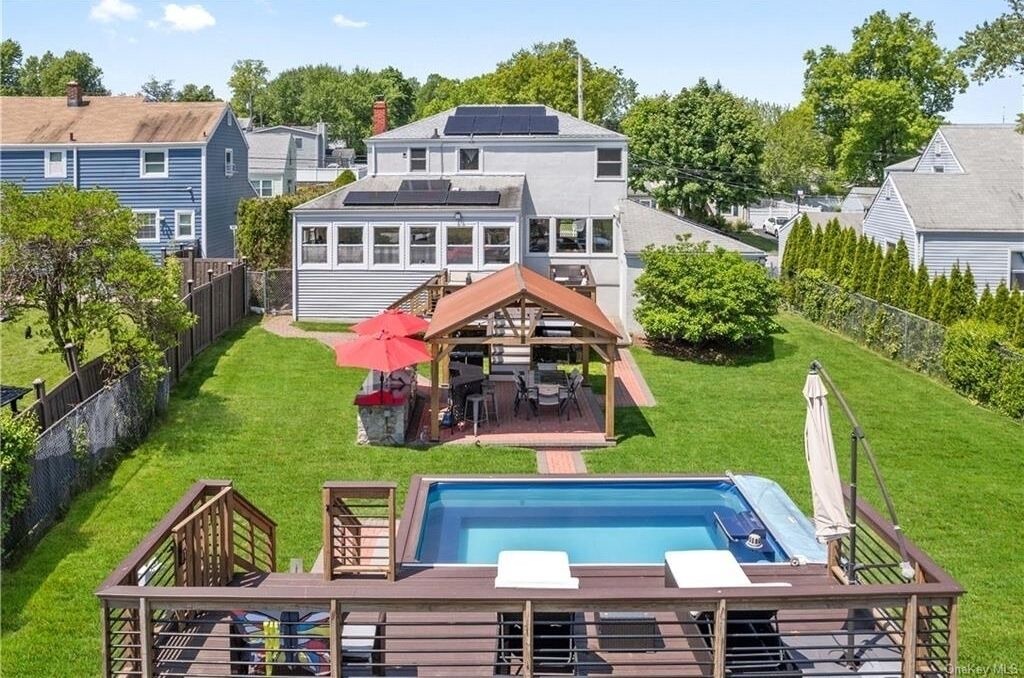 Photo of Outdoor in Northeast Yonkers