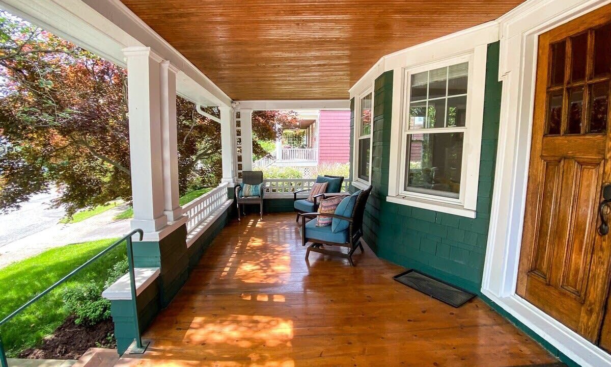 Photo of Patio Balcony in Newburgh