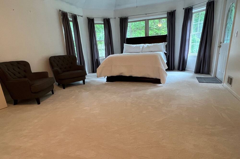 Photo of Bedroom in Perinton