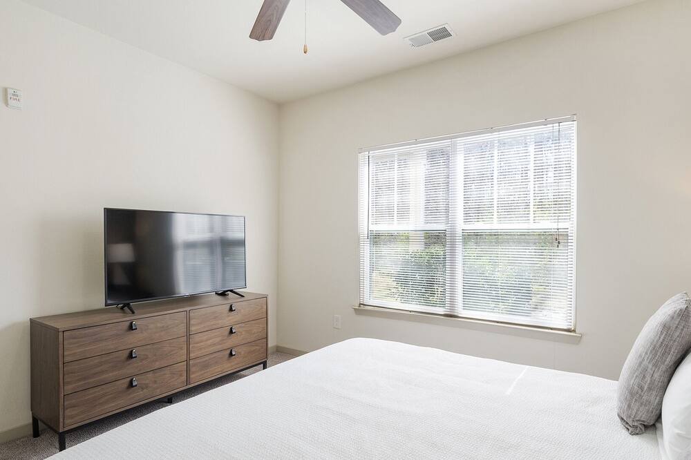 Photo of Bedroom in Shannon