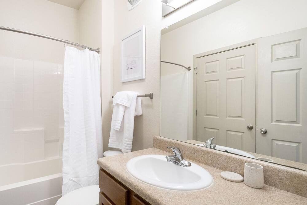 Photo of Bathroom in Shannon