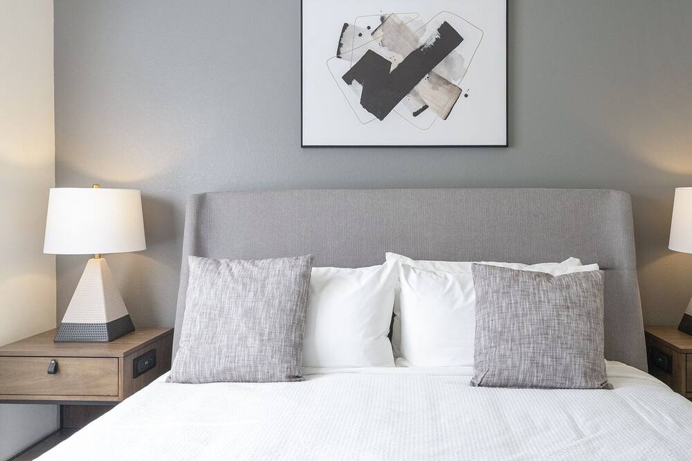 Photo of Bedroom in Shannon