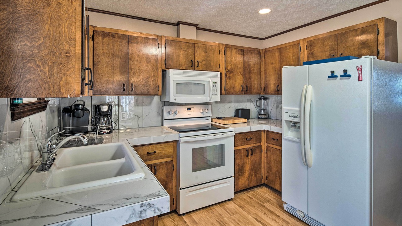 Photo of Kitchen in Saluda
