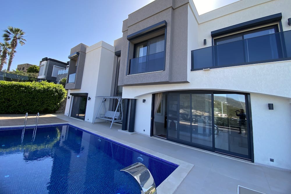 Photo of Outdoor in Torba