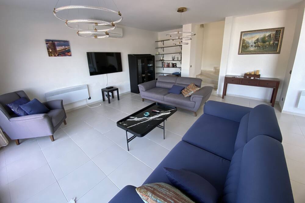 Photo of Livingroom in Torba