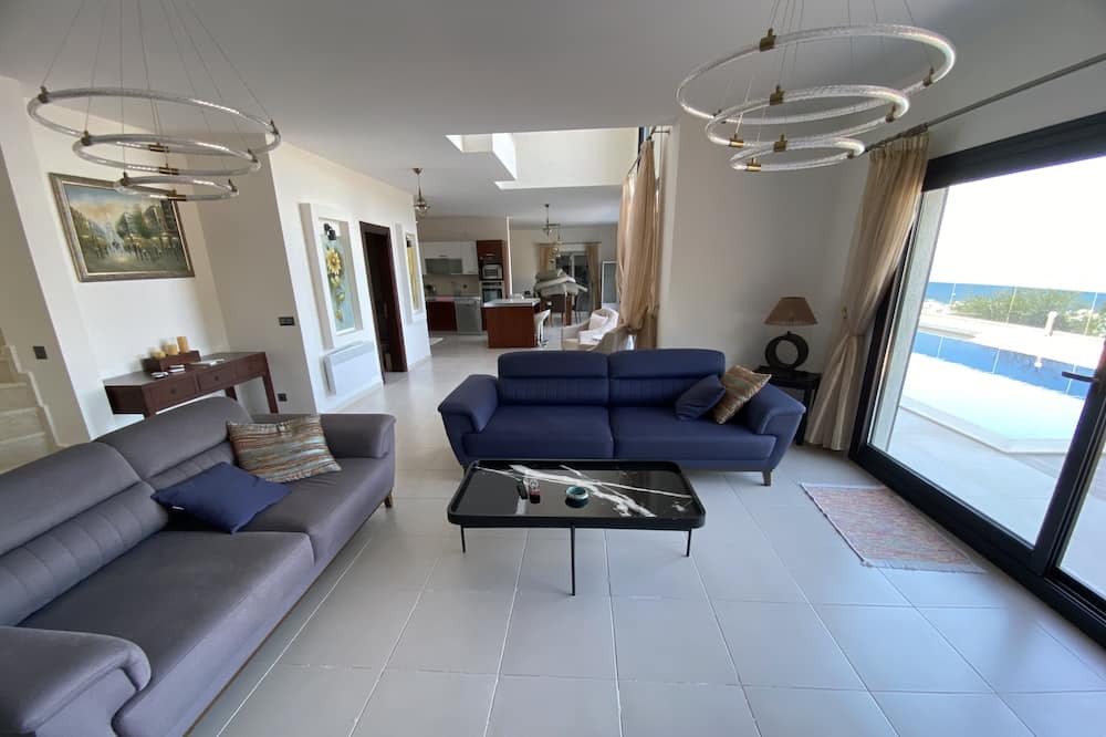 Photo of Livingroom in Torba