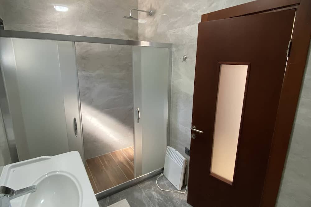 Photo of Bathroom in Torba