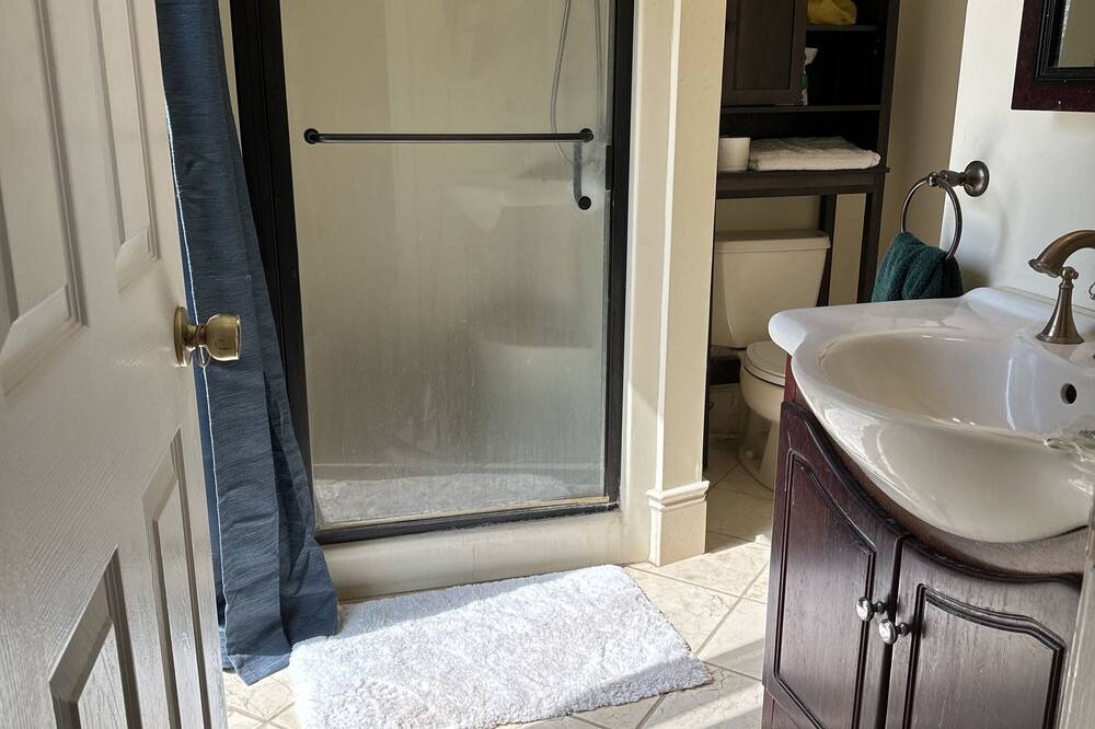Photo of Bathroom in Holcomb
