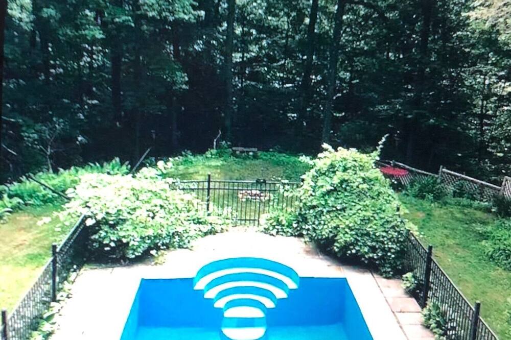 Photo of Outdoor in South Salem