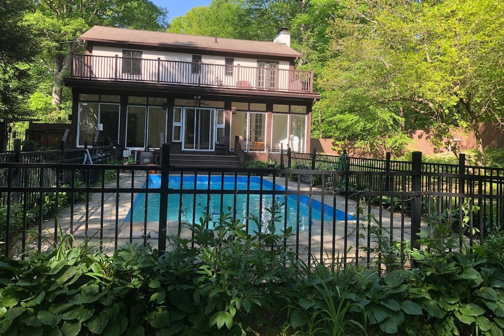 Photo of Outdoor in South Salem
