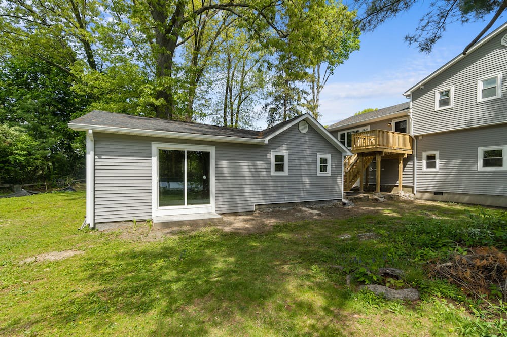 Photo of Outdoor in Lake Peekskill