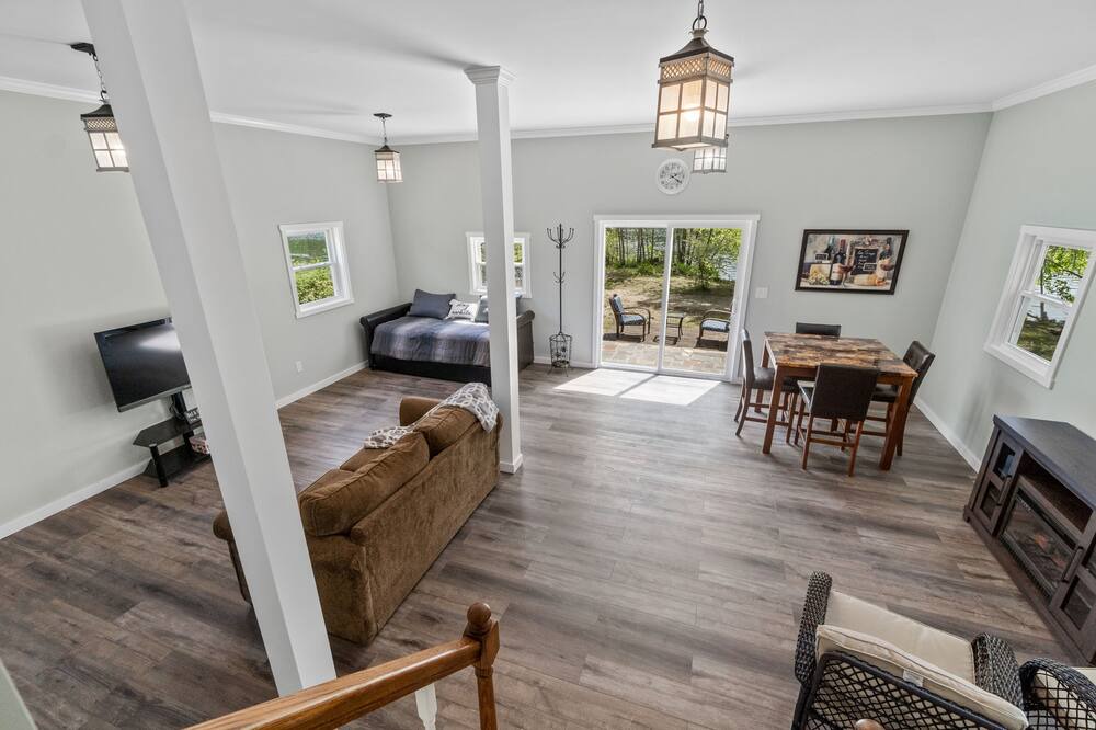 Photo of Livingroom in Lake Peekskill