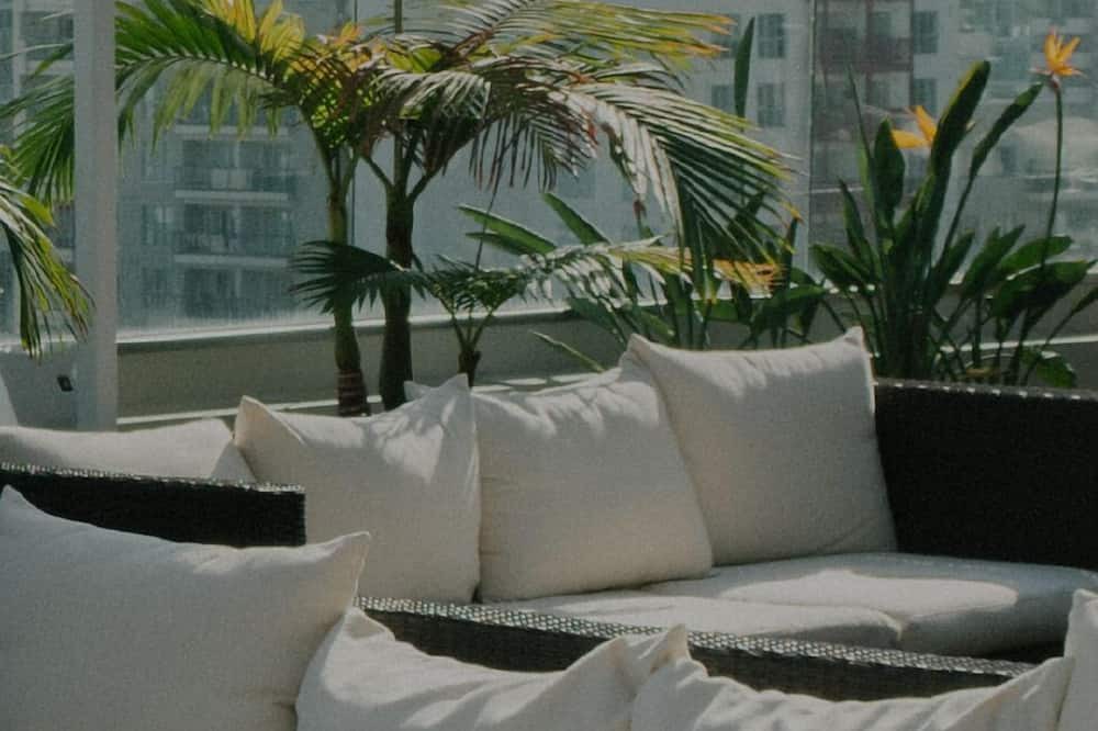 Photo of Outdoor in City West