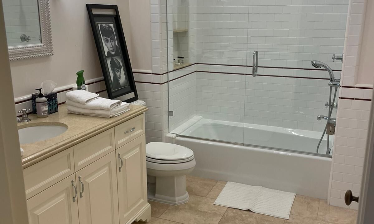 Photo of Bathroom in Valley Village