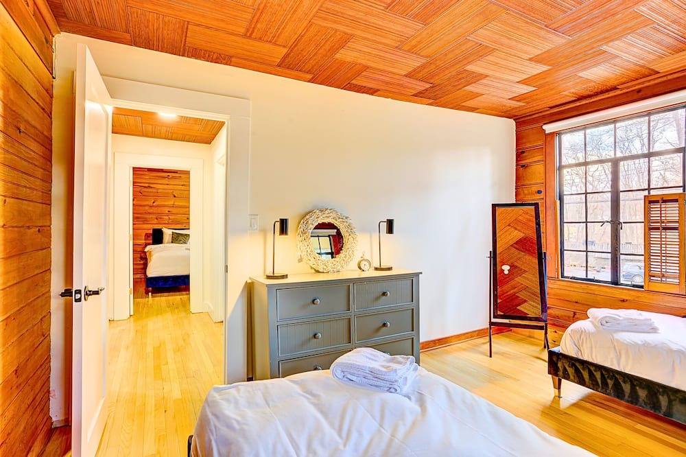 Photo of Bedroom in Chestnut Ridge